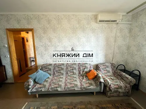 квартира за адресою Ревуцького вул., 18-А