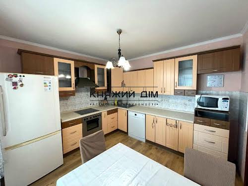 квартира за адресою Драгоманова вул., 8-А