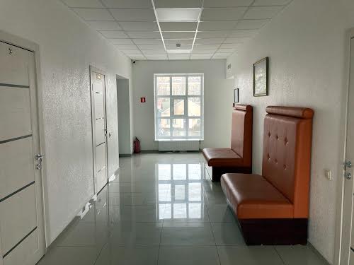 комерційна за адресою Гната Хоткевича вул. (Червоногвардійська), 27в