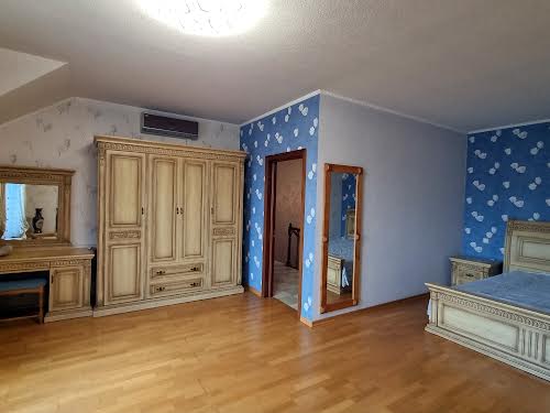 будинок за адресою с. Петропавлівська борщагівка, Княгині Ольги вул.