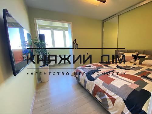 квартира за адресою Левітана вул., 3