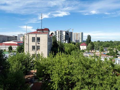 квартира по адресу Академика Глушкова просп., 32