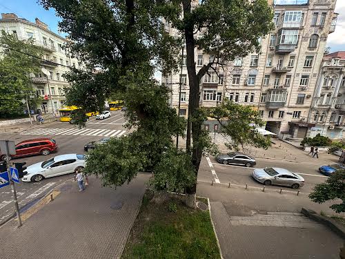 коммерческая по адресу Саксаганского ул., 63/28