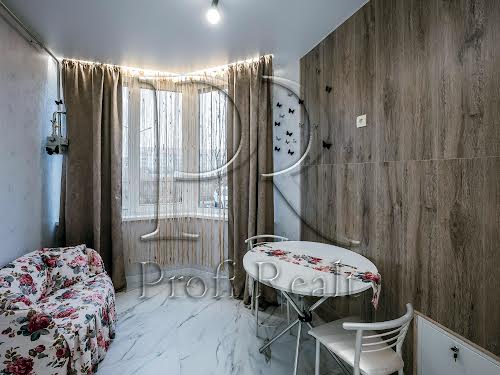 квартира за адресою с. Новосілки, Миру вул., 10Б