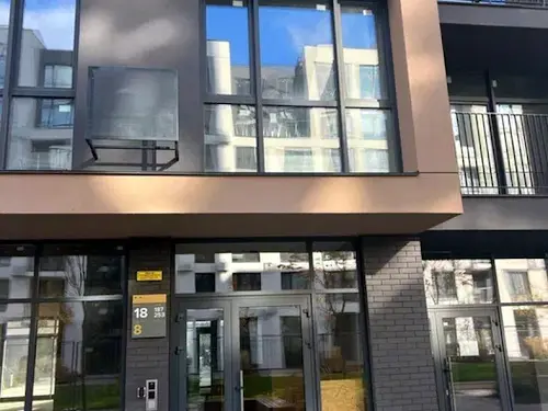 квартира за адресою Салютна вул., 2к18