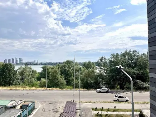квартира за адресою Ревуцького вул., 54