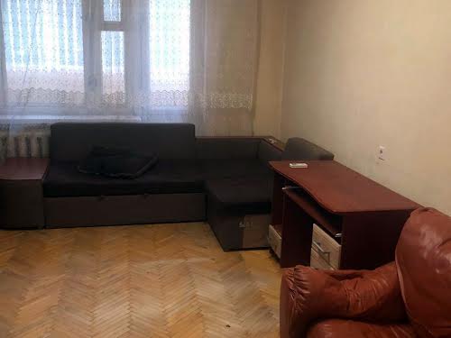 квартира за адресою Захарівська вул., 10