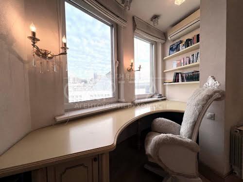 квартира за адресою Шота Руставелі вул., 44
