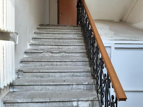 комерційна за адресою Київ, Велика Васильківська, 89