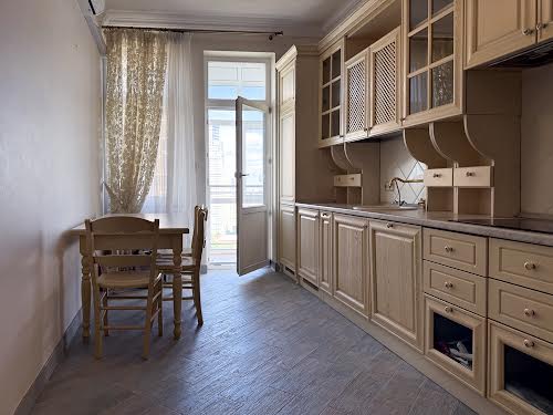 квартира за адресою Панаса Мирного вул., 17