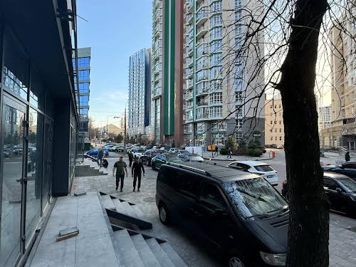 комерційна за адресою Академіка Філатова вул., 1/22