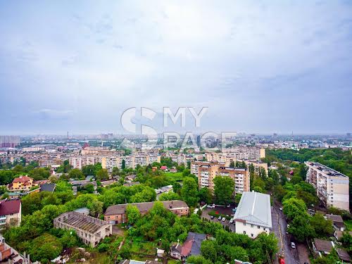 квартира за адресою Петропавлівська вул., 40