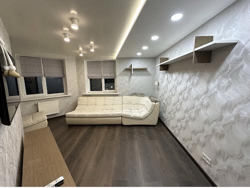 квартира за адресою Боголюбова вул., 18
