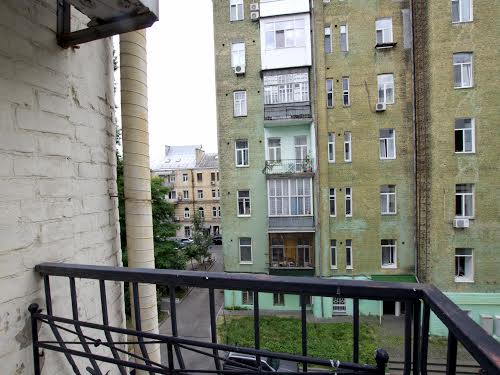 квартира за адресою Рейтарська вул., 25