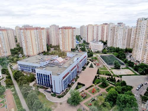 квартира за адресою Дніпровська набережна вул., 19-А