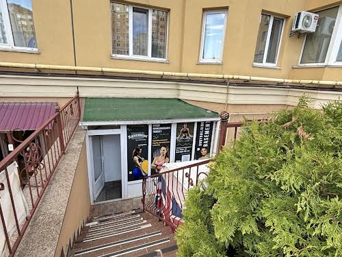 коммерческая по адресу с. Софиевская борщаговка, Миру ул., 36