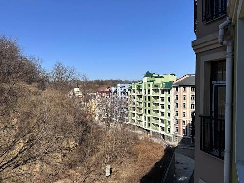 квартира за адресою Дегтярна вул., 20-Б