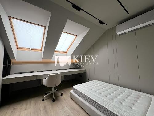 квартира за адресою Регенераторна вул., 4
