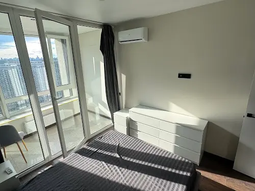 квартира за адресою Зарічна вул., 4к1