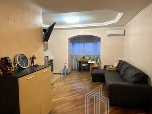 квартира за адресою Драгоманова вул., 31-Б