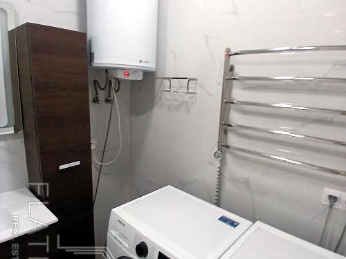 квартира за адресою Регенераторна вул., 4