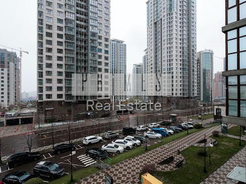 квартира за адресою Андрія Верхогляда вул. (Михайла Драгомирова), 20