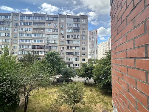 квартира по адресу Драгоманова ул., 5