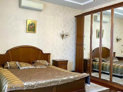 квартира по адресу Академика Ляпунова ул., 16