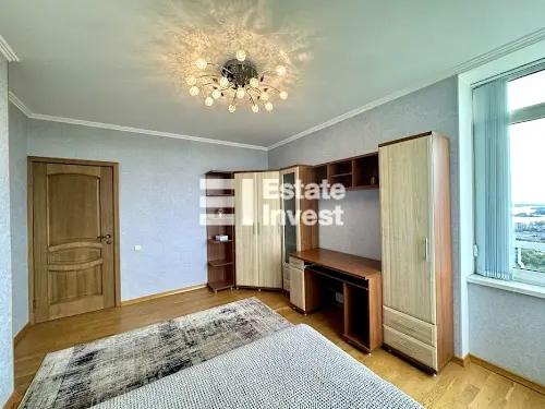 квартира за адресою Науки просп., 80-А/73