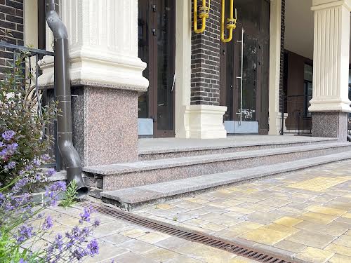 коммерческая по адресу Мартинова просп., 26