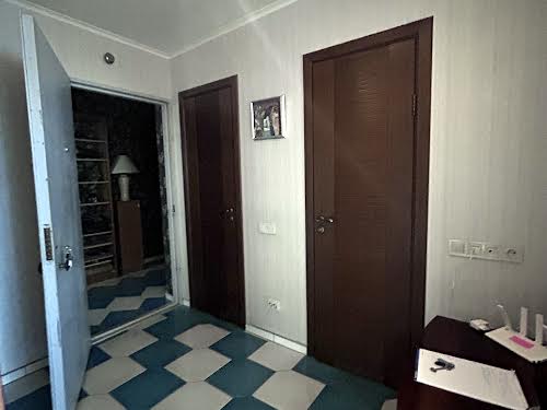 квартира за адресою Антоновича, 122