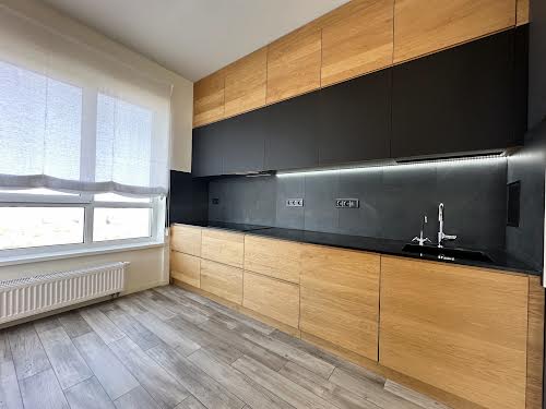 квартира за адресою Зарічна, 1в