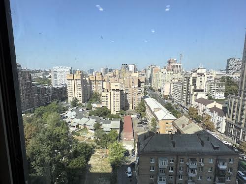 квартира за адресою Антоновича вул. (Горького), 118