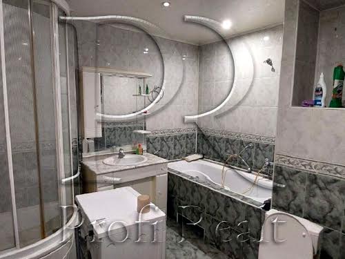 квартира за адресою Анни Ахматової вул., 43