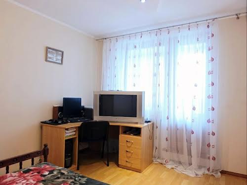 квартира за адресою Перемоги просп., 61