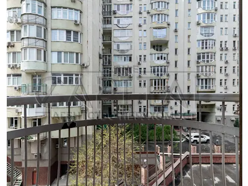 квартира по адресу Александра Конисского ул., 45-49