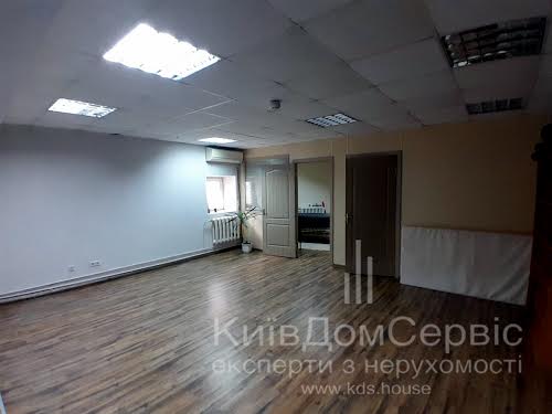комерційна за адресою Михайла Котельникова вул., 35