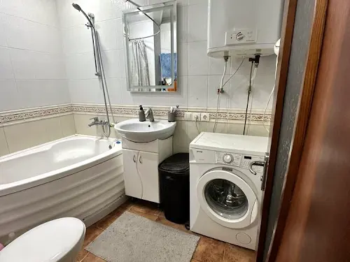 квартира за адресою Амосова вул. (Корчагінців), 5