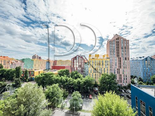 квартира за адресою Регенераторна вул., 4 к1-7