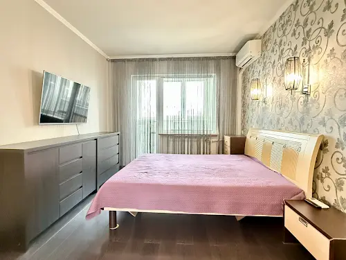квартира за адресою Оноре де Бальзака вул., 83/2