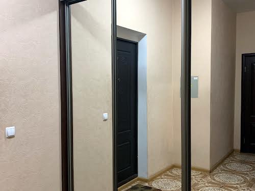 квартира за адресою Гната Хоткевича вул. (Червоногвардійська), 8