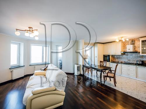 квартира за адресою с. Святопетрівське, Теплична вул., 38