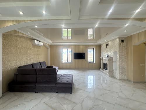 будинок за адресою Київ, Центральна вул., 65