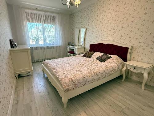 квартира за адресою Садова вул., 1в