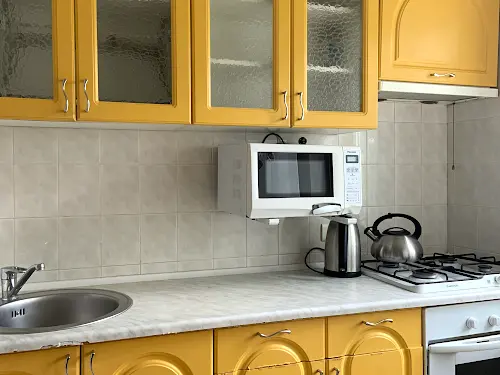 квартира за адресою Автозаводська вул., 17