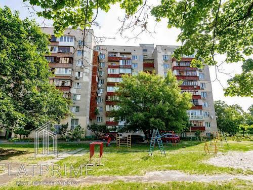 квартира за адресою Братиславська вул., 7-А