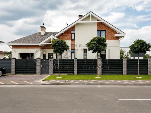 будинок за адресою с. Петропавлівська борщагівка, Петропавлівська борщагівка