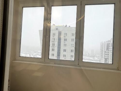 квартира за адресою Срібнокільська вул., 1