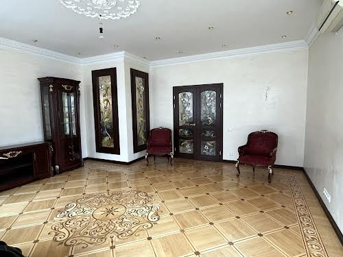 квартира за адресою Почайнинська вул., 70