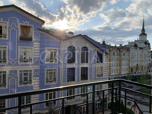 квартира по адресу вул. Дегтярная, 7